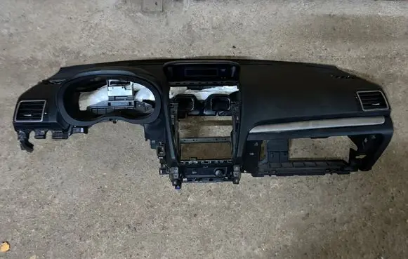 Subaru Forester SJ Dashboard 160806C0675 E000