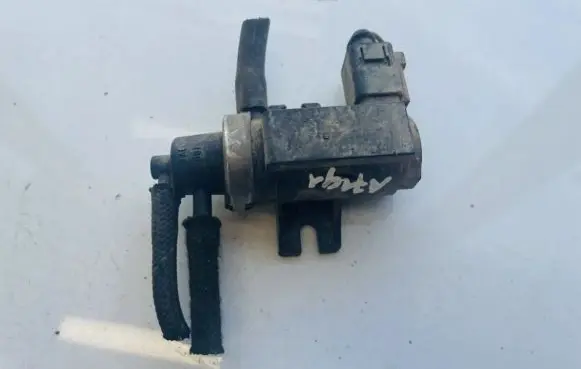Audi A3 S3 8L Turbo solenoid valve 1j0906627 72290320