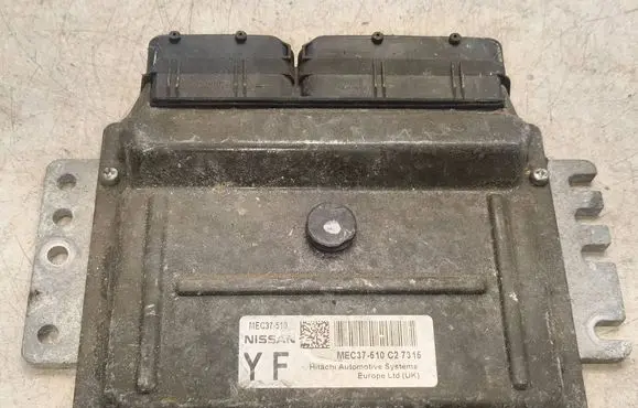Nissan Note (E11) Engine control unit/module MEC37510