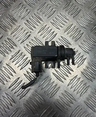 Mazda 3 III Turbo solenoid valve SH0318741 14T325 70355409