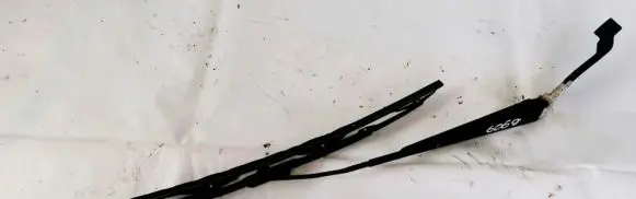 Mitsubishi Outlander Front wiper blade arm