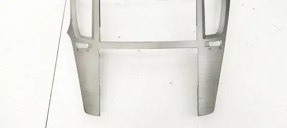 Subaru Legacy Center console 