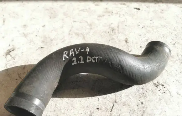Toyota RAV 4 (XA30) Intercooler hose/pipe