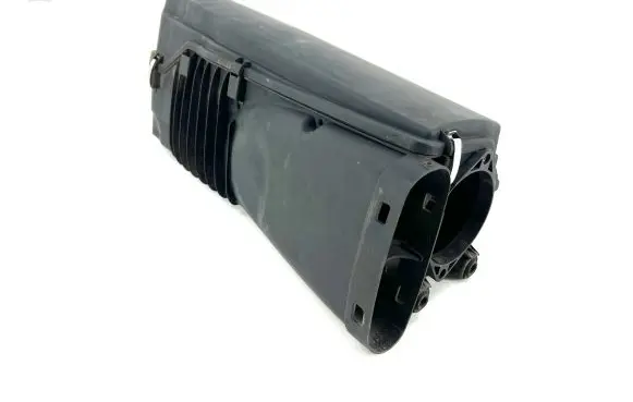 Mercedes-Benz E W211 Air filter box A6460901001