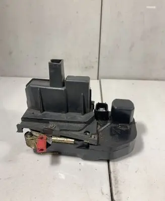 Jeep Grand Cherokee (WJ) Rear door lock