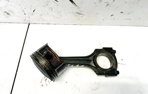 Mercedes-Benz CLK A208 C208 Piston with connecting rod