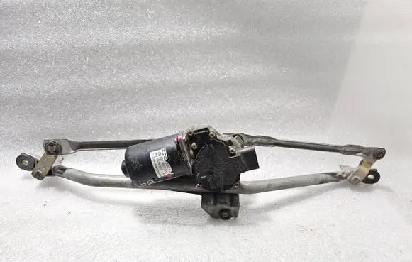 Audi A6 S6 C5 4B Front wiper linkage and motor 4B7955023 2101994801