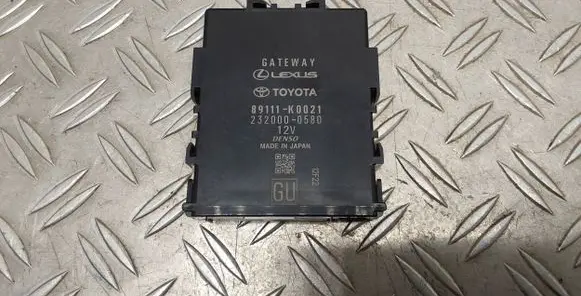 Toyota Yaris XP210 Gateway control module 89111K0021