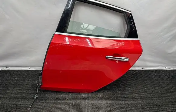 Volvo V40 Rear door