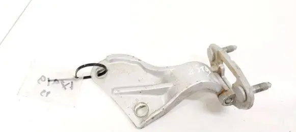 Tailgate/trunk/boot hinge