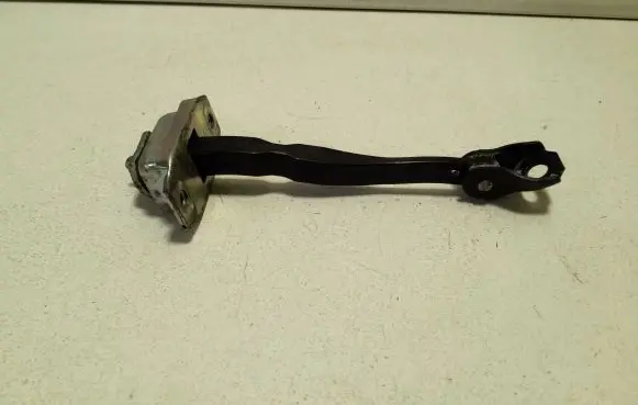 Nissan X-Trail T32 Front door check strap stopper 