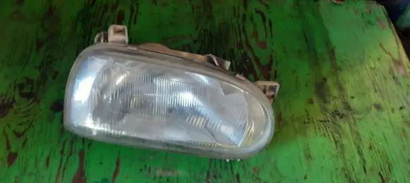 Volkswagen Golf III Headlight/headlamp