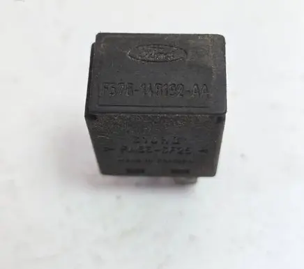 Ford Mondeo MK II Other relay F57B14B192AA PA66GF25