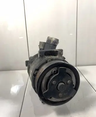 Volkswagen PASSAT B6 Air conditioning (A/C) compressor (pump) 1K0820859Q