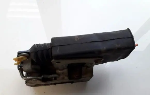 Renault Espace II Front door lock