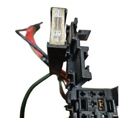 Audi A6 S6 C6 4F Fuse 8009375030