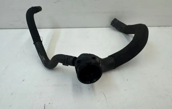 Audi TT TTS RS Mk3 8S Engine coolant pipe/hose 5Q0122157 5Q0122291