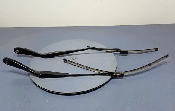 BMW X5 E53 Front wiper blade arm 7434846