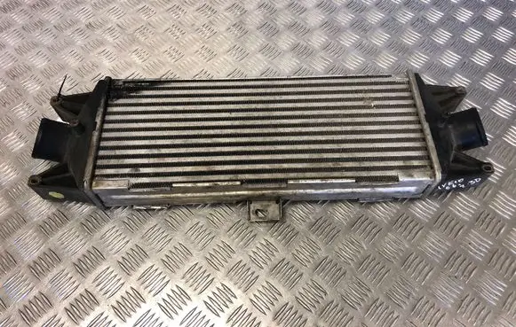 Iveco Daily 5th gen Intercooler radiator
