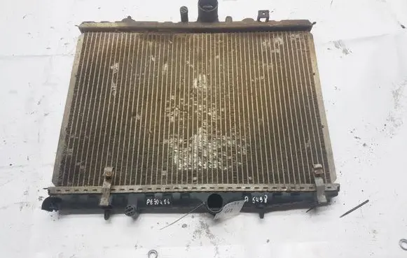 Coolant radiator