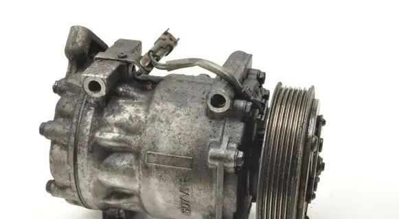 Volvo C30 Air conditioning (A/C) compressor (pump) 31291882