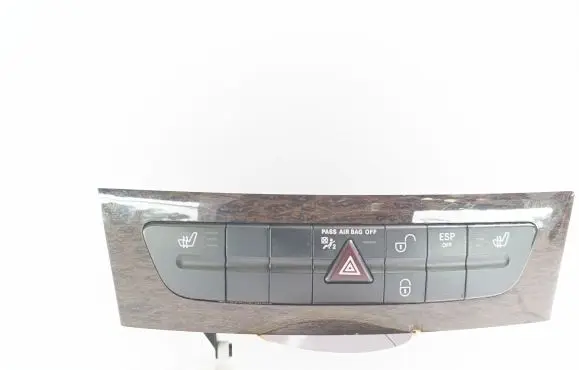 Mercedes-Benz E W211 Hazard light switch A2116801714Q2