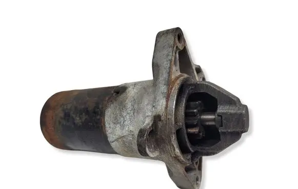 Nissan Primastar Starter motor 570548103 M1T80681