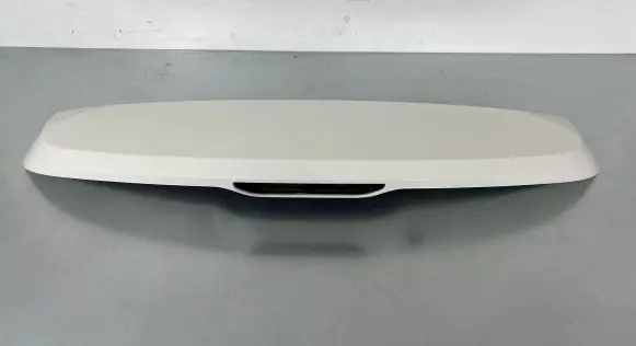 Tailgate/trunk spoiler