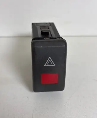 Skoda Octavia Mk1 (1U) Hazard light switch 1U0953235C SAF0889 PNT60D01