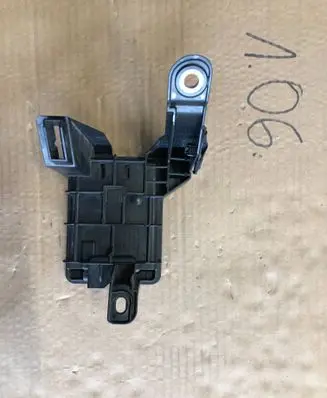 Volkswagen Golf VIII Other body part 5H6907455B