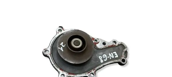 Ford Focus Water pump 26739302