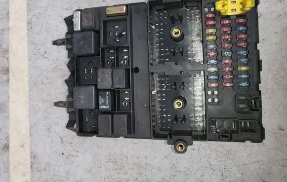 Jeep Grand Cherokee (WJ) Fuse module 56042944af