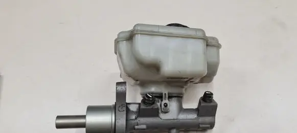 Skoda Octavia Mk2 (1Z) Master brake cylinder 1K1611301C 2345WJT8 03350886351