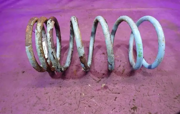 Chrysler Challenger Rear coil spring
