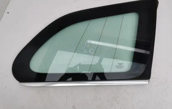Volvo XC60 Rear side window