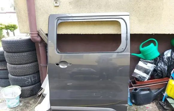 Toyota Proace Side sliding door