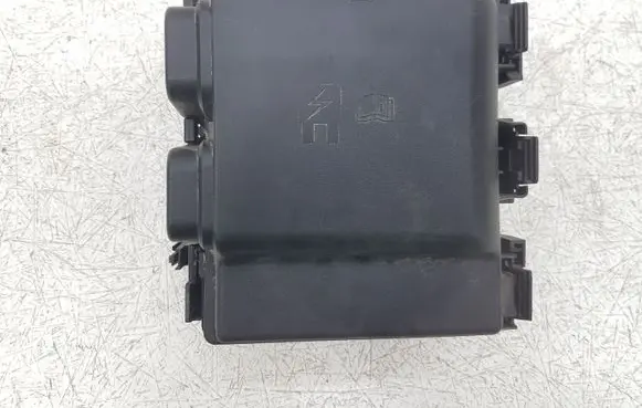 Ford Escape IV Fuse module JX6T14A094 JX6T14A094AE LX6T14D068