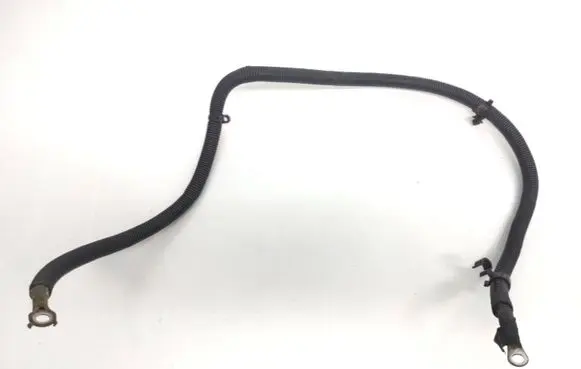 Mercedes-Benz Vito Viano W639 Positive cable (battery)