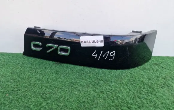 Volvo C70 Rear/tail light trim molding 8600115