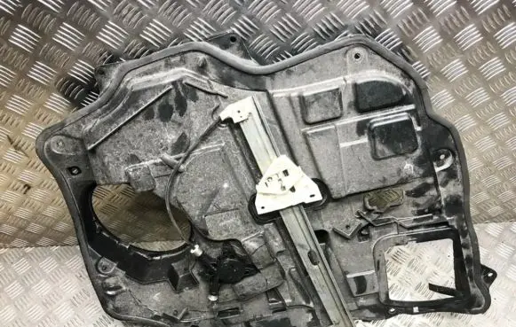 Mazda 3 I Sliding door window regulator with motor