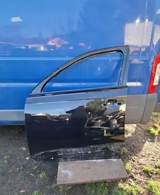 Audi Q7 4M Front door 4M0831051G