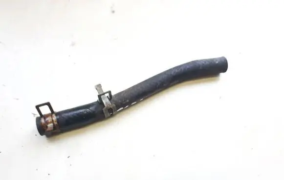 Toyota Avensis T270 Engine coolant pipe/hose
