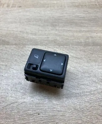 Infiniti FX Wing mirror switch