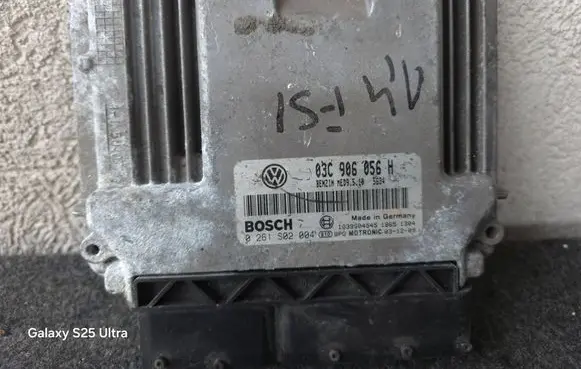 Volkswagen Golf Plus Engine control unit/module 03C906056H