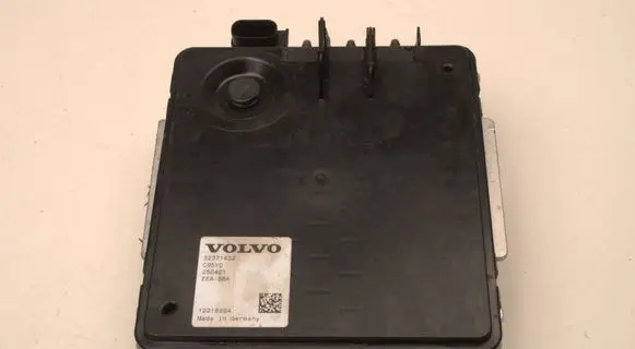 Volvo V60 Voltage converter inverter 32371432