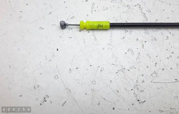 Toyota Auris 150 Front door cable line 