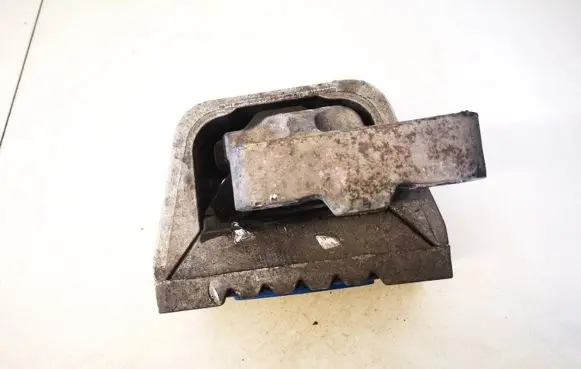 Volkswagen Touran I Engine mount bracket 1k0199262bb