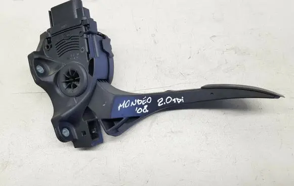 Ford Mondeo MK IV Accelerator throttle pedal 6G929F836SC