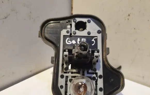 Tail light part