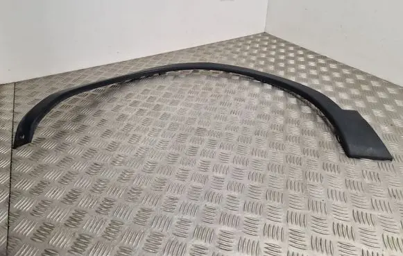 Nissan Qashqai+2 Front arch trim 63811JD000